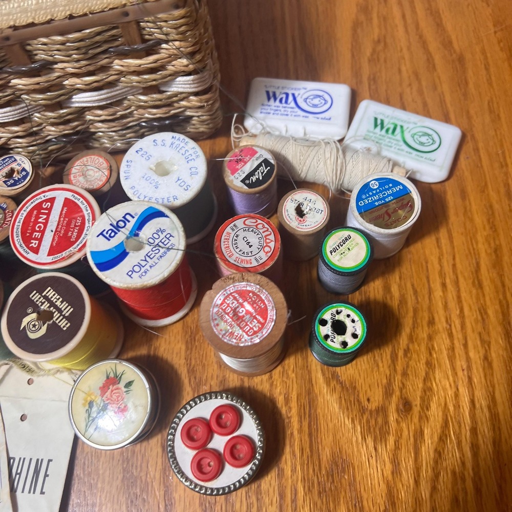 VTG Sewing Notions Lot with Antique Thread Spools, Buttons, Snaps & NO Basket - Picture 5 of 8